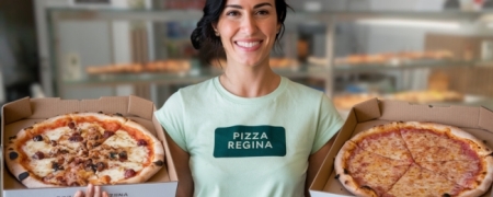 La Regina della Pizza | Due Pizze e due Lattine di CocaCola da Asporto ANCHE A PRANZO (Domicilio +2)